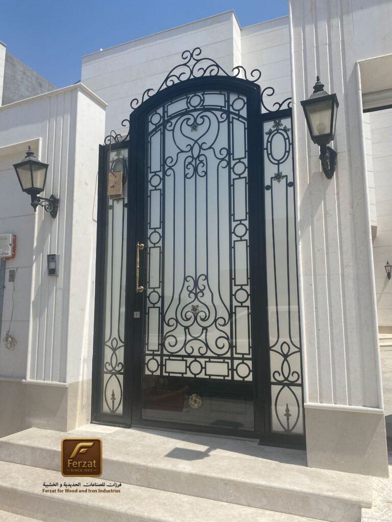 ابواب حديدية