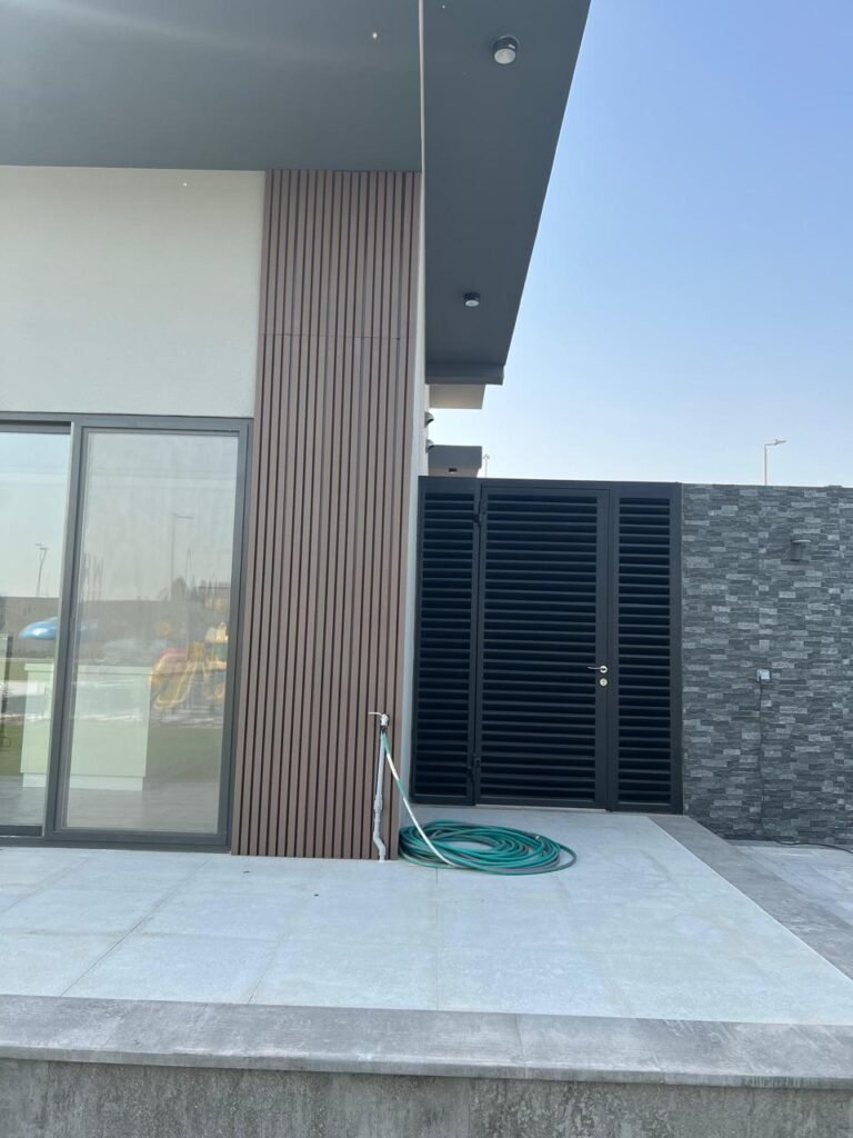 تلبيس الجدران الحديدي